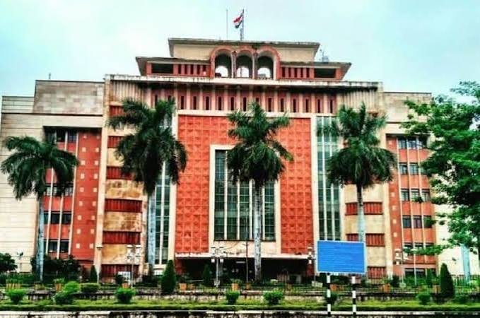 Shortage, officers deepens , Madhya Pradesh,  senior officers 