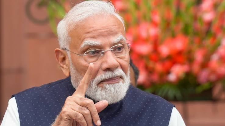 Delhi Police,  social media posts , PM, platforms
