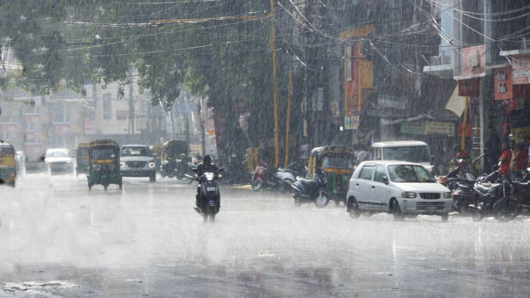 Madhya Pradesh , halfway , monsoon, rainfall 