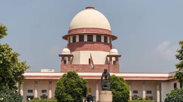Supreme Court observation, Judicial officers , government employees