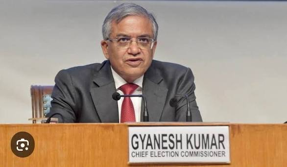  Indications of a no-confidence motion against CEC Gyanesh Kumar.