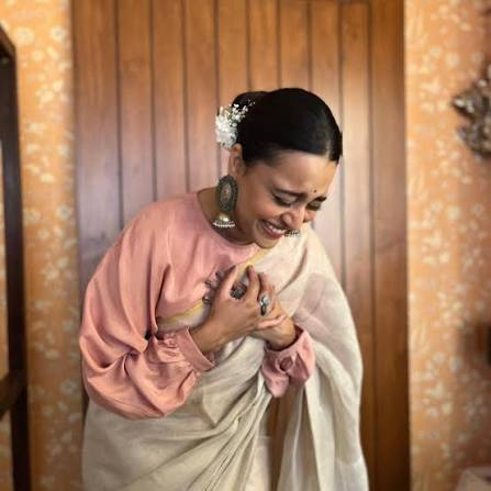    Swara Bhasker clarifies stance on 