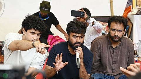 Uproar during a press conference in Delhi; debate erupts over Gyanesh Kumar’s security.