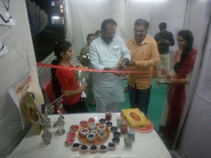  रंग धरा का उद्घाटन किया सांसद संजर ने 