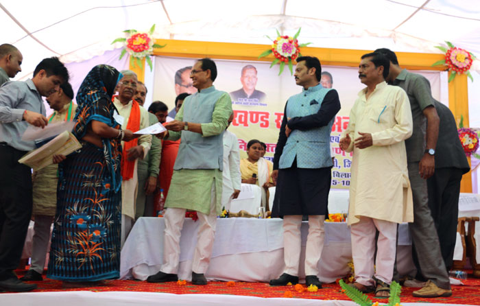 गरीब कल्याण एजेंडा