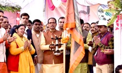 मुख्यमंत्री  शिवराज सिंह चौहान 