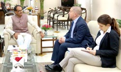 डेनियल कार्मोन 