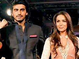  अर्जुन कपूर और मलाइका अरोरा