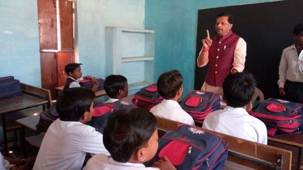  जयभान सिंह पवैया