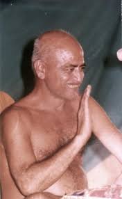  रवीन्द्र जैन 