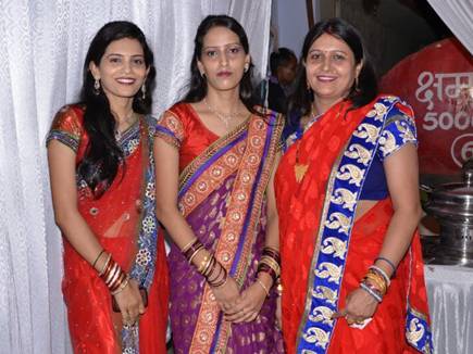 rewa sisters