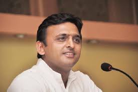akhilesh yadav ख़बरें समाजवादियों की वजह से बनती हैं 